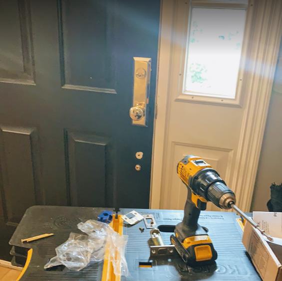 VIP Locksmith Services: Service Image-14 VIP Locksmith Services: Service Image-14