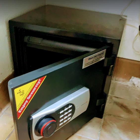 VIP Locksmith Services: Service Image-8 VIP Locksmith Services: Service Image-8